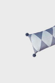 Cojín Pompón Gris