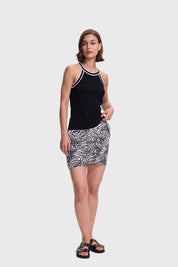 Polera Mujer Aplicación En Contraste Negro