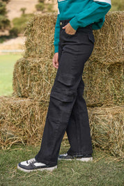 Jeans Niña Wide Leg Cargo Negro