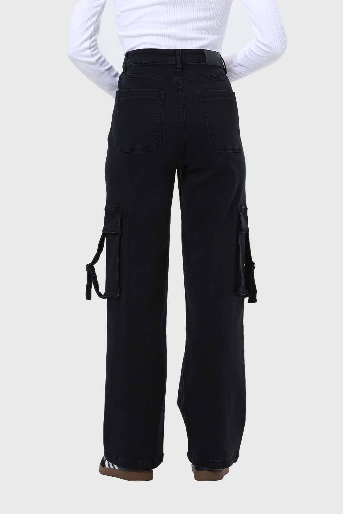 Jeans Mujer Cargo Calce Recto Negro