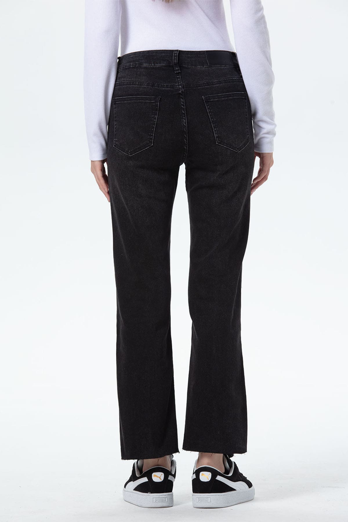 Jeans Mujer Slim Linea Abertura Gris