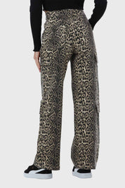 Jeans Mujer Cargo Animal Calce Recto Café