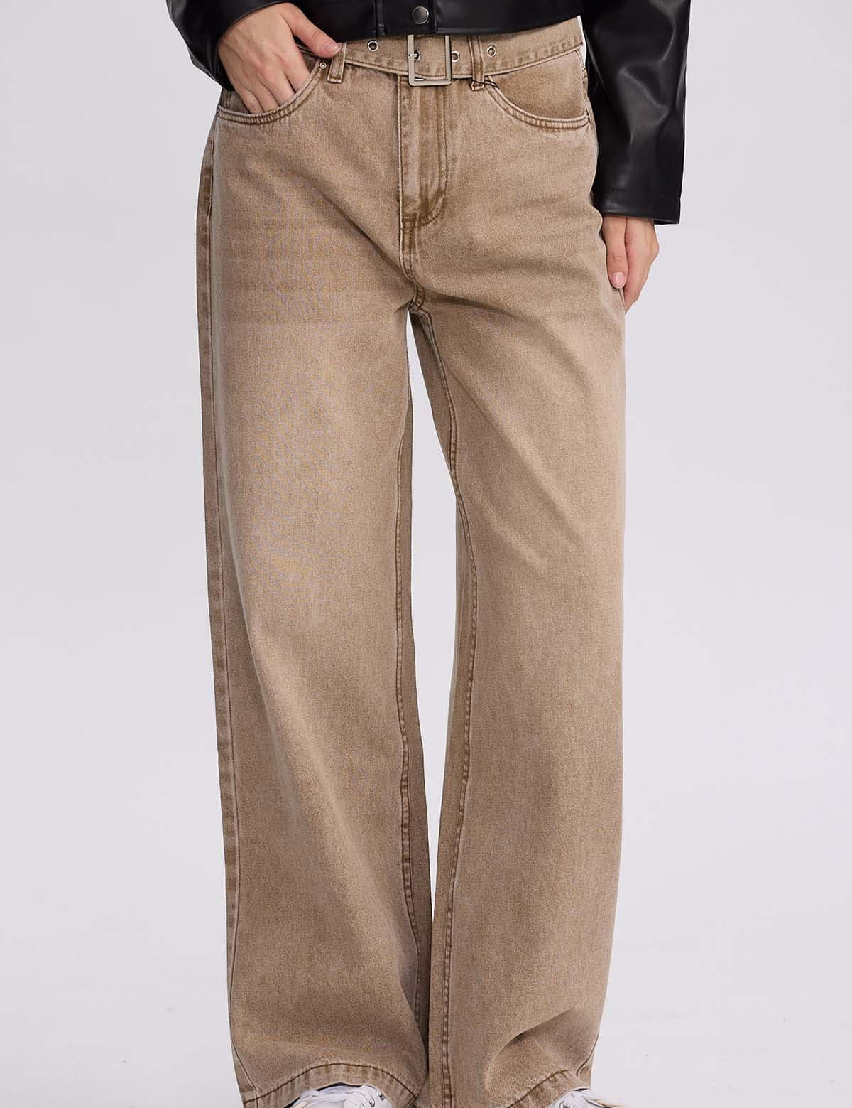 Jeans Mujer Baggy Cinturón Caqui