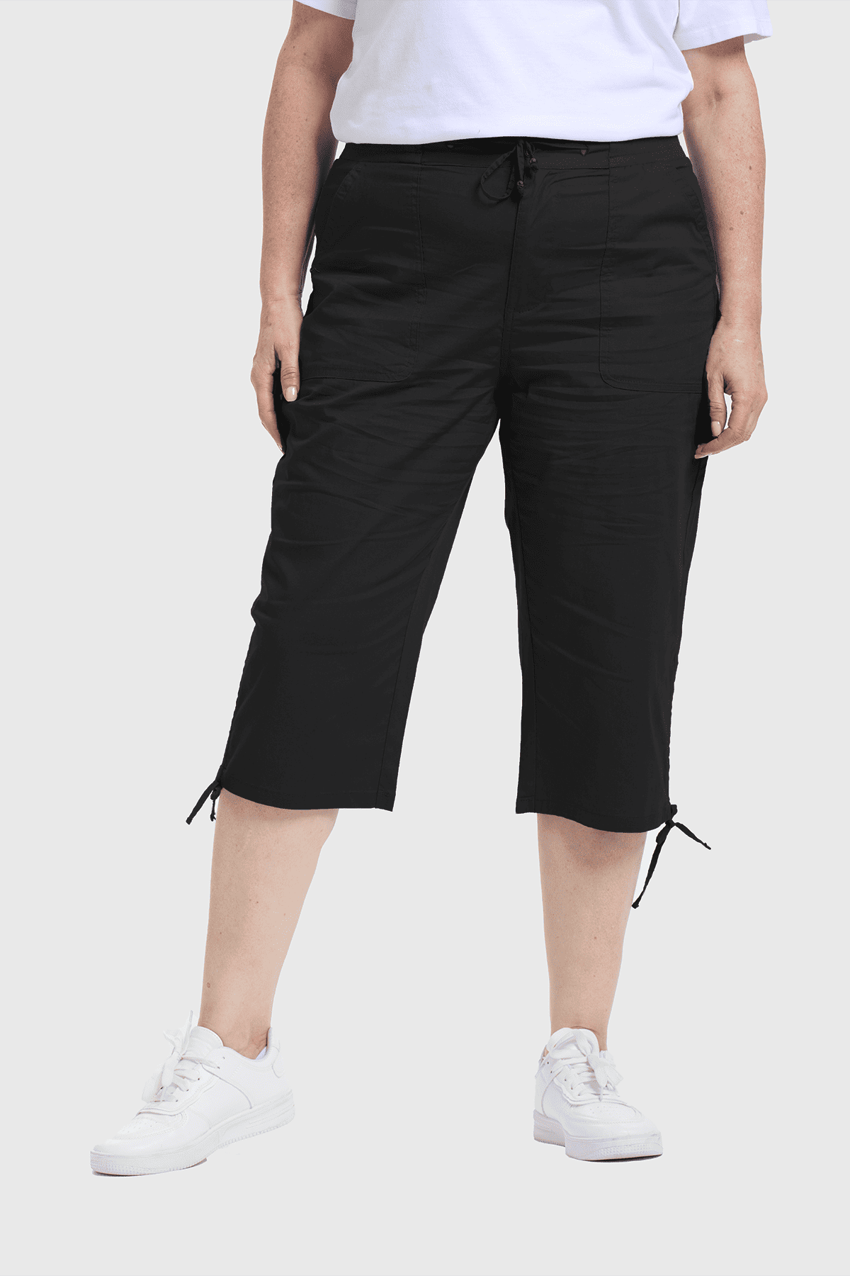 Pantalón Mujer Con Cortes Y Apertura Negro