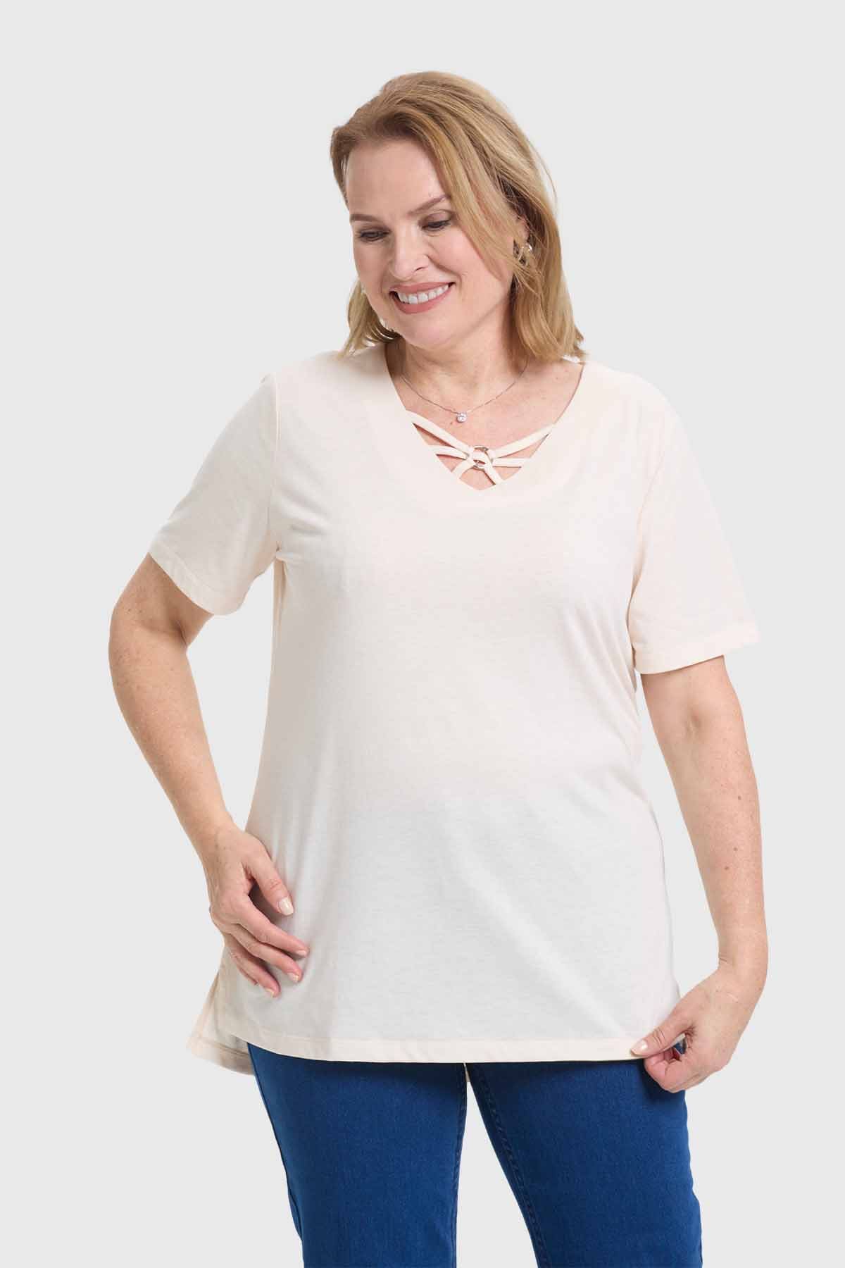 Polera Mujer Escote Recogido Arena
