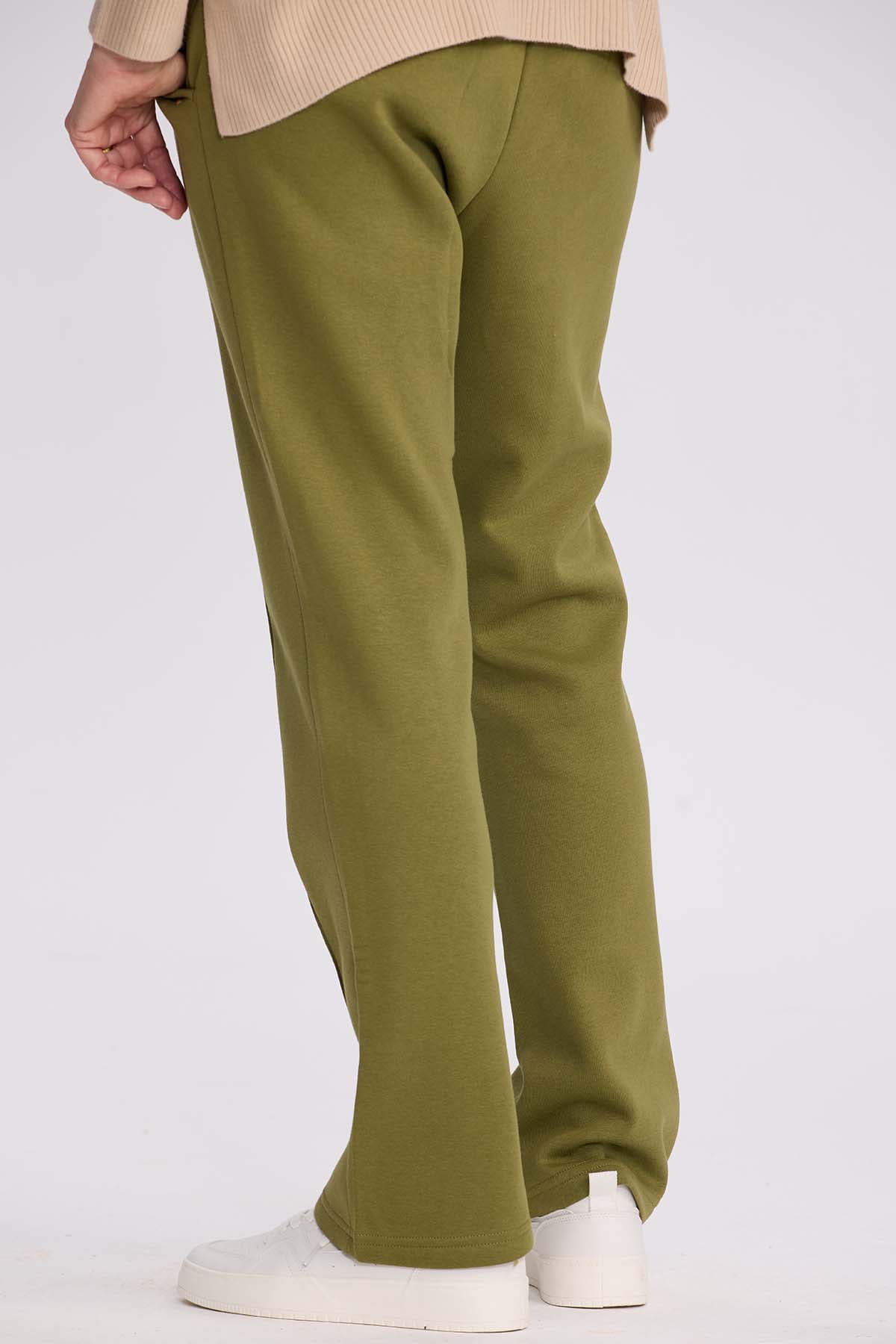 Pantalón Buzo Mujer Flare Clásico Verde
