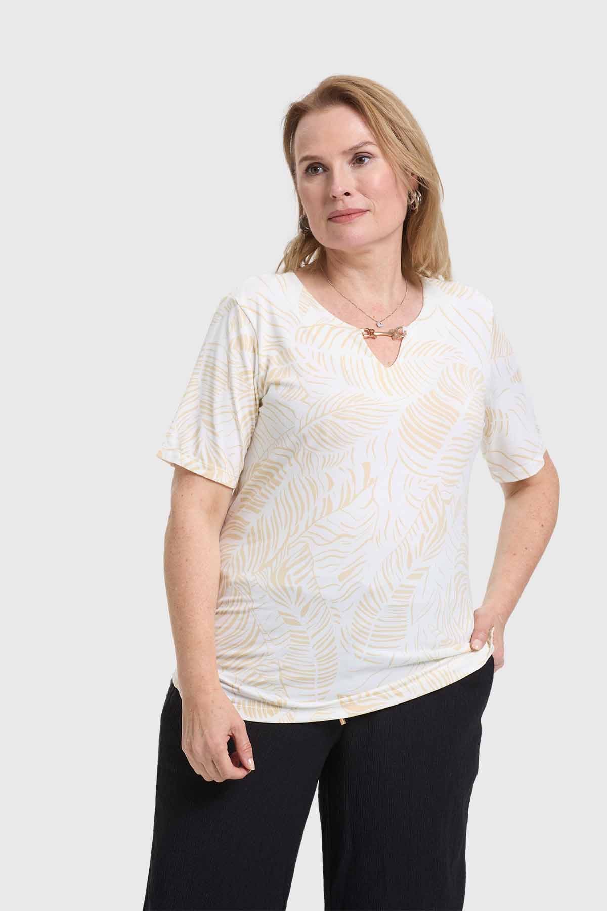 Polera Mujer Aplicación Print Beige