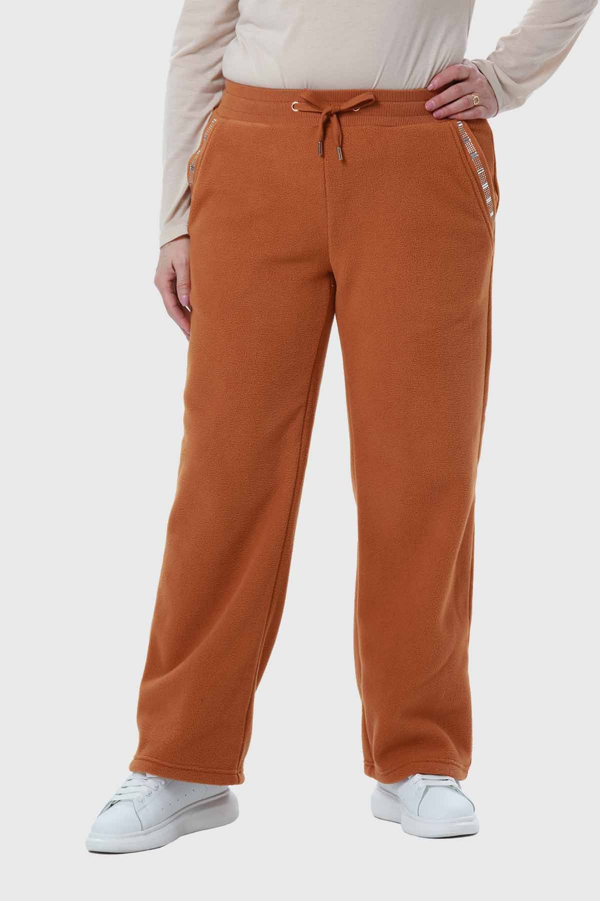 Pantalón Buzo Mujer Calce Recto Camel