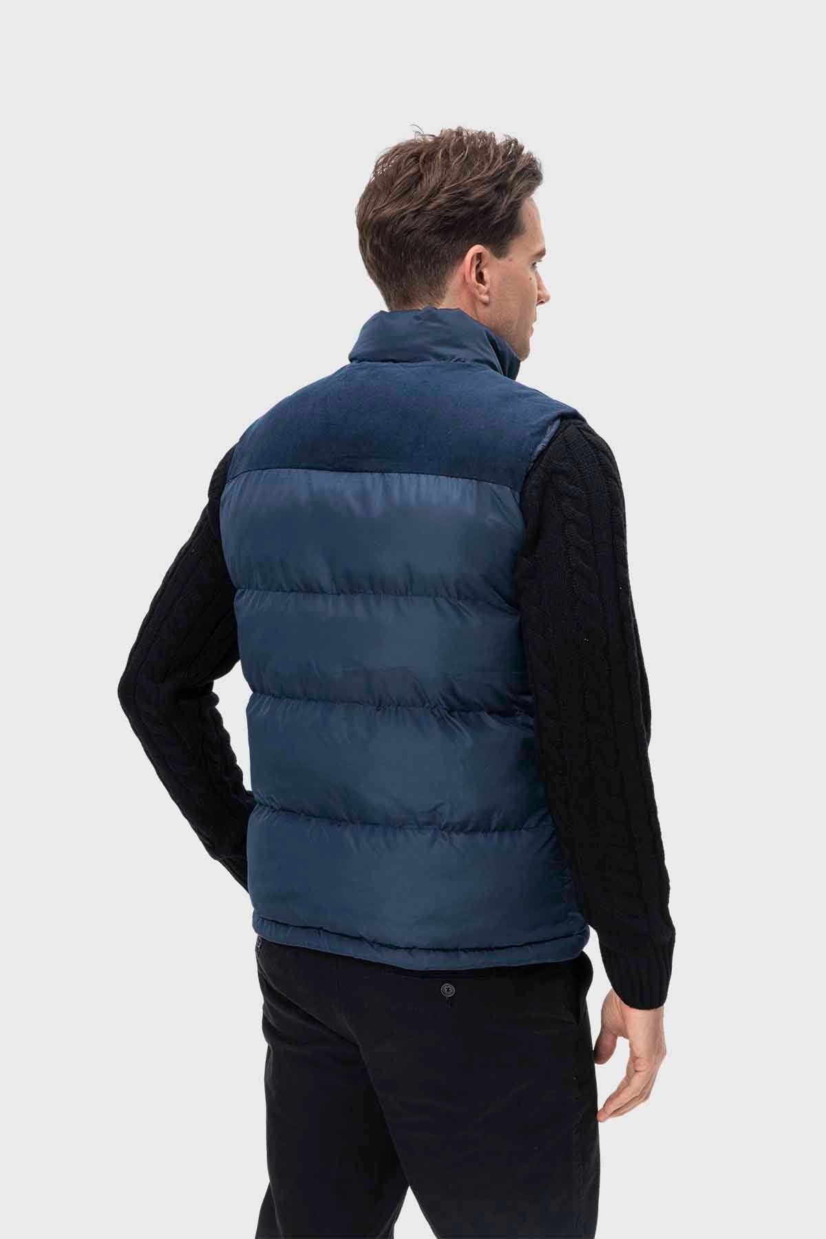 PARKA HOMBRE CON BOLSILLO AZUL MARINO