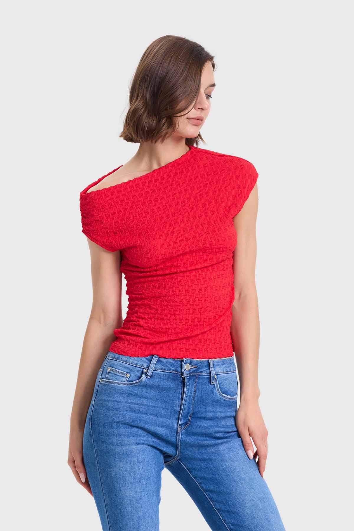 POLERA MUJER ASIMÉTRICO ROJO