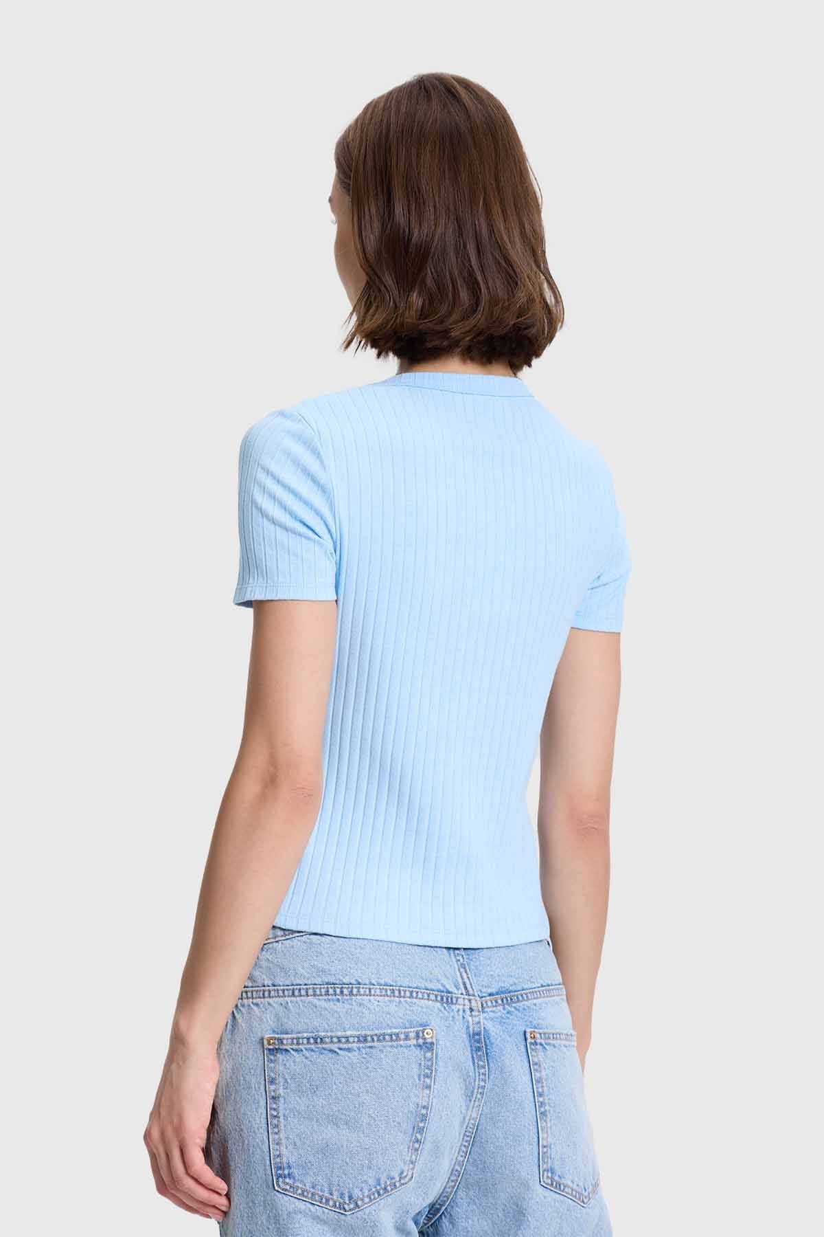 POLERA MUJER RIP CROP LISA CELESTE