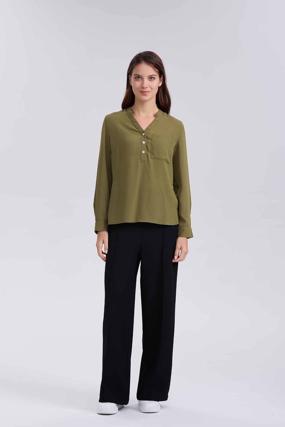 Blusa Mujer Crep Con Botón Verde