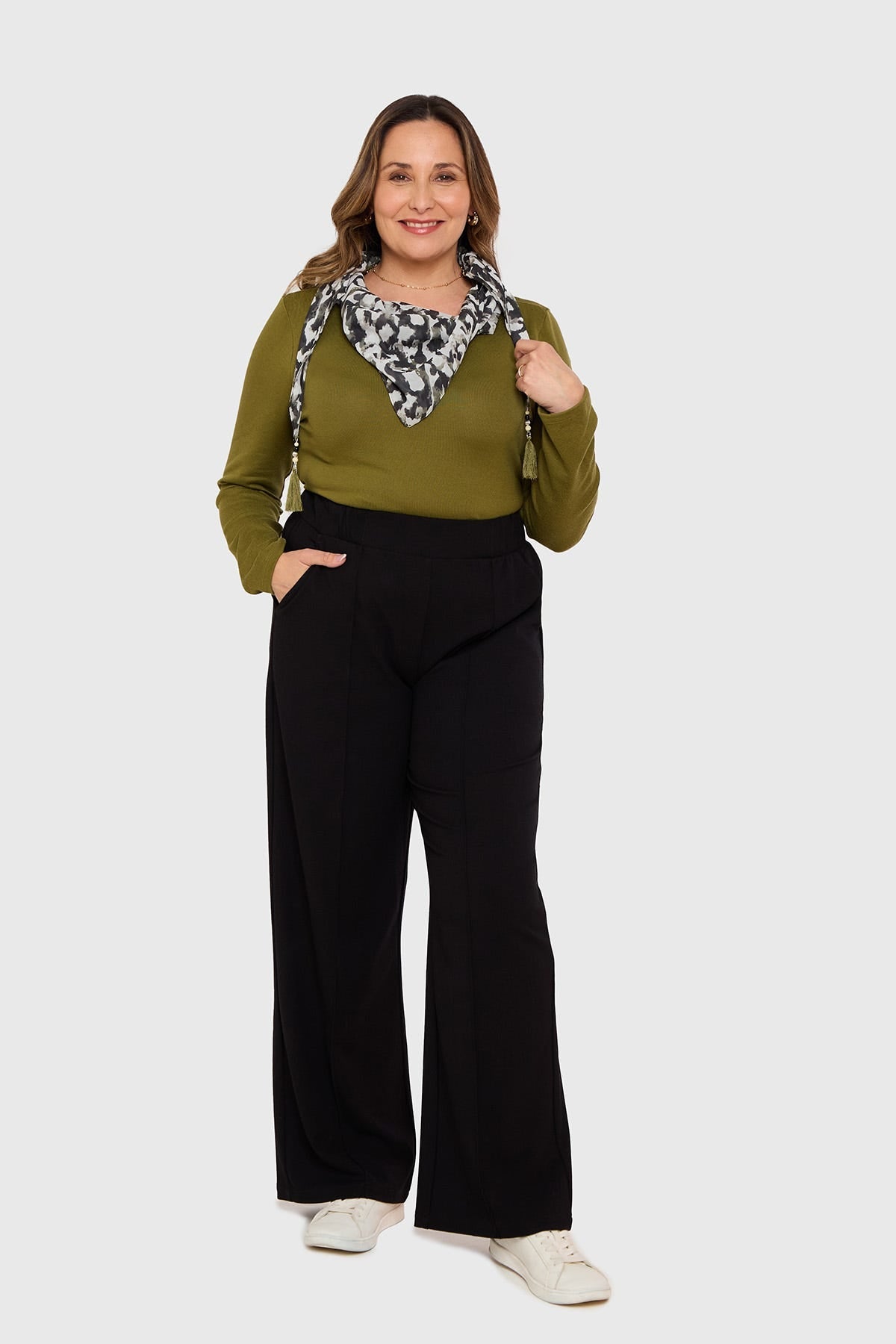 PANTALÓN MUJER CON PRETINA ELÁSTICA NEGRO