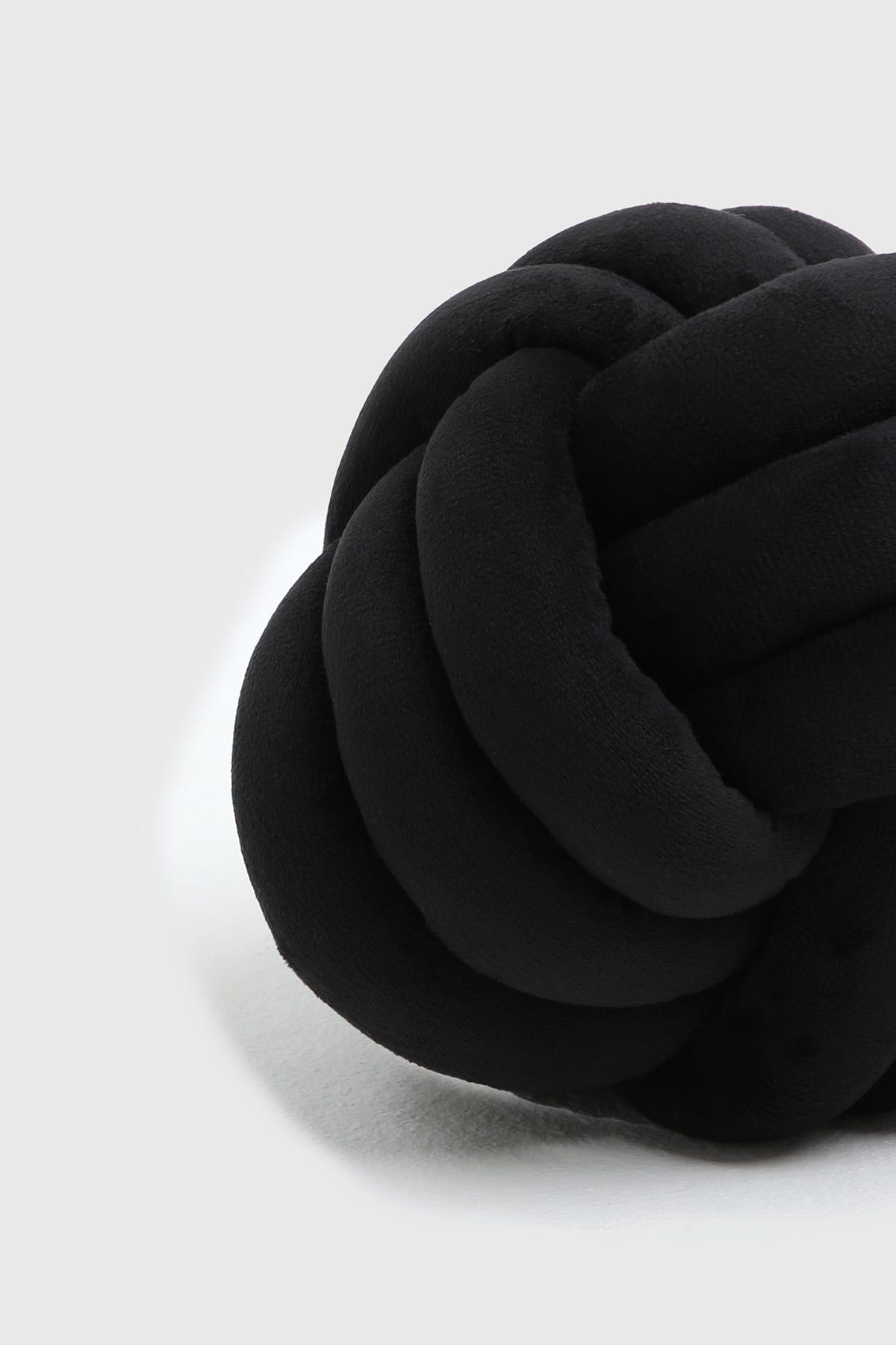 Cojín Velvet Nudo Negro