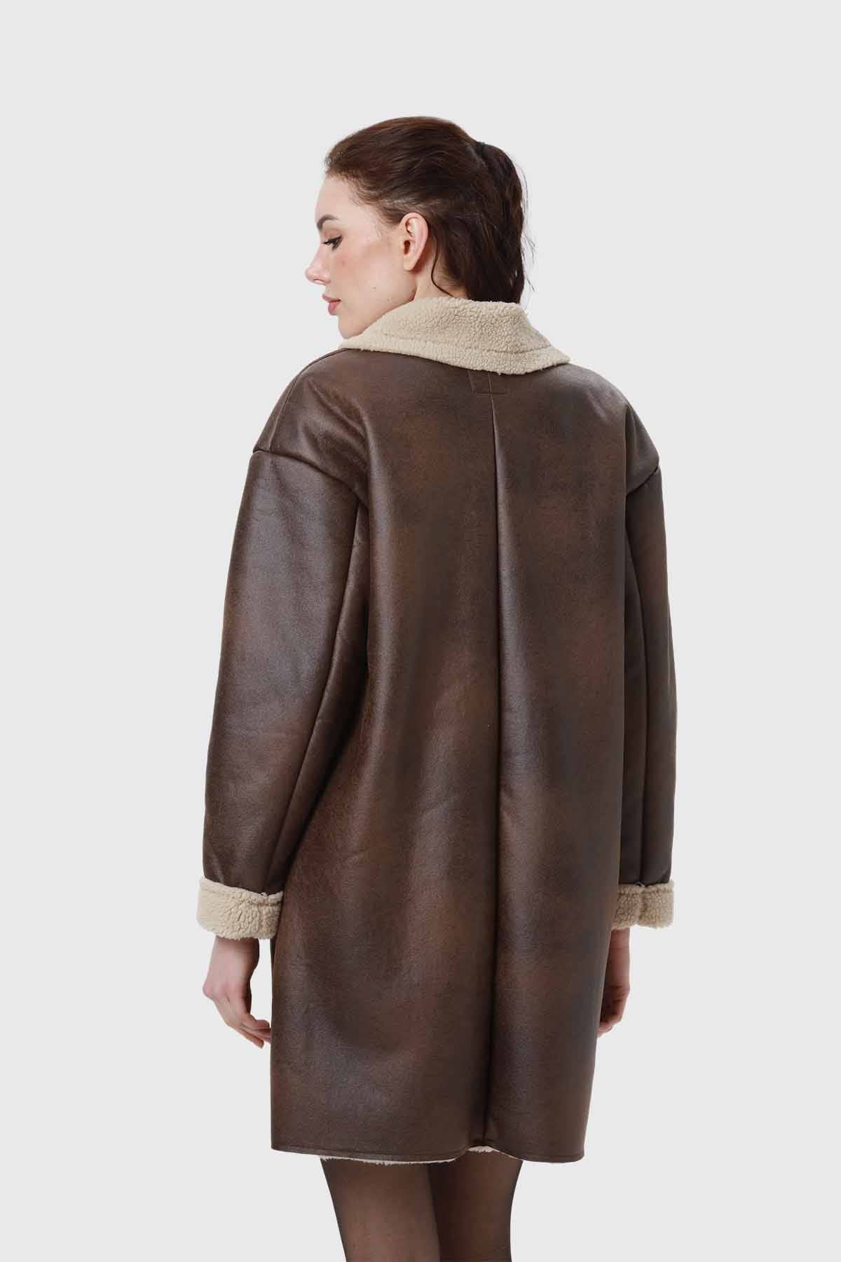 Abrigo Mujer Efecto Cuero