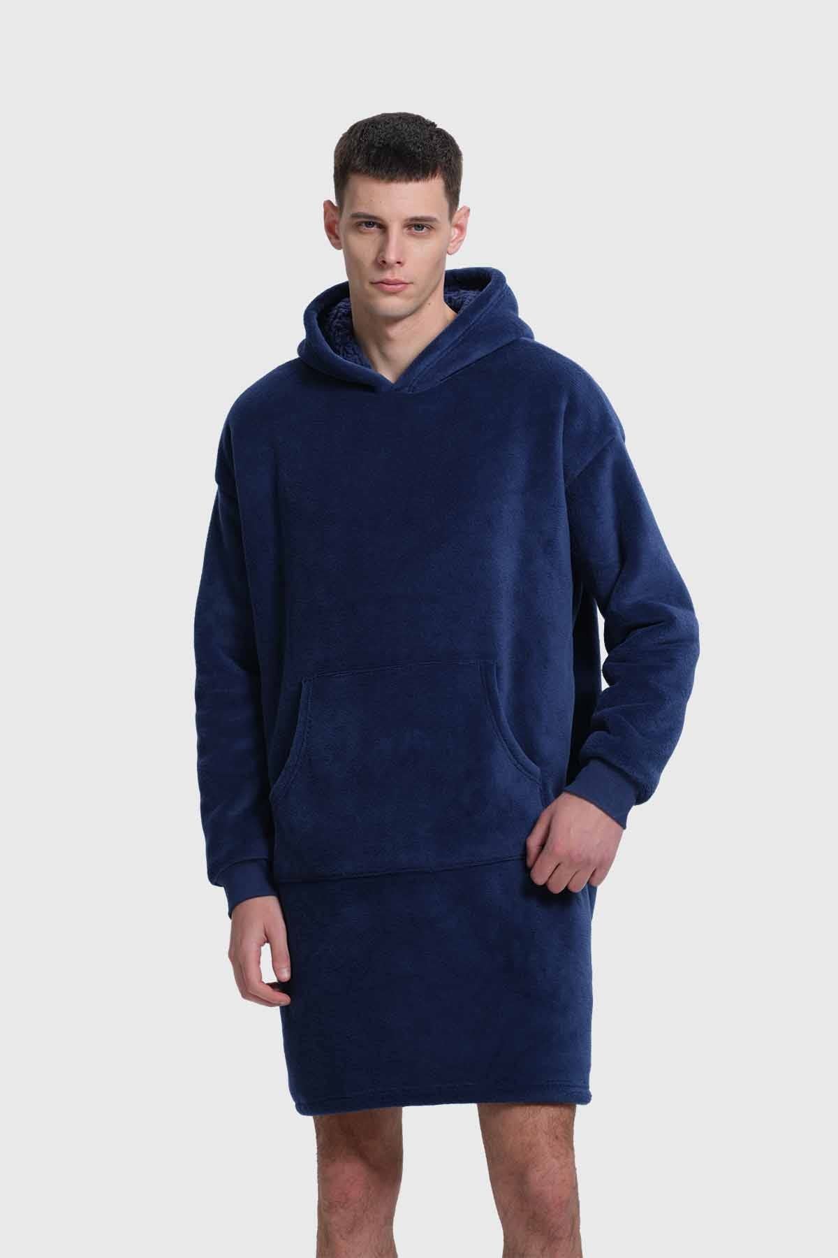Bata Hombre Bolsillo Canguro Azul