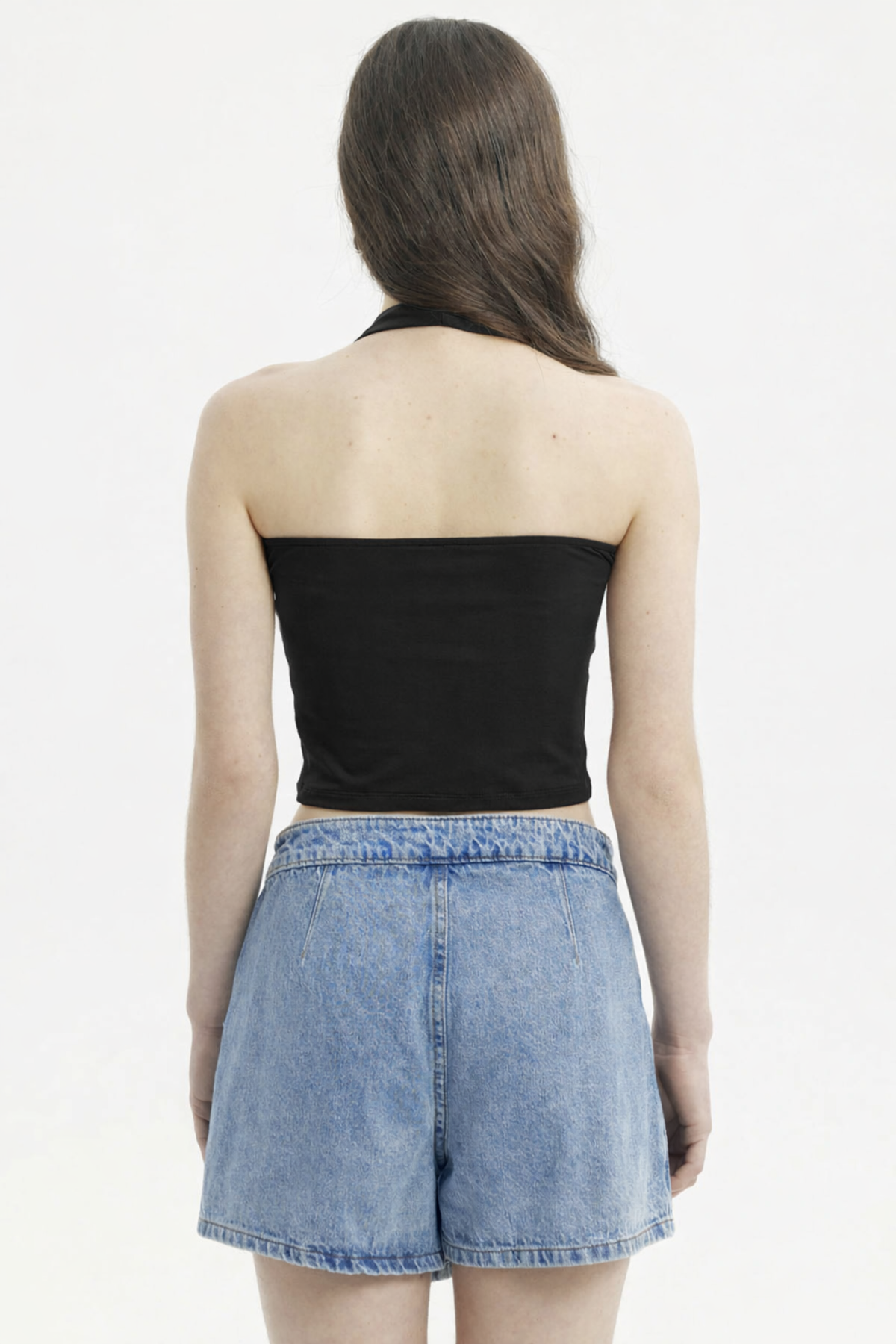 Polera peto mujer halter liso crop negro sin estampa ideal para combinar en cualquier ocasión