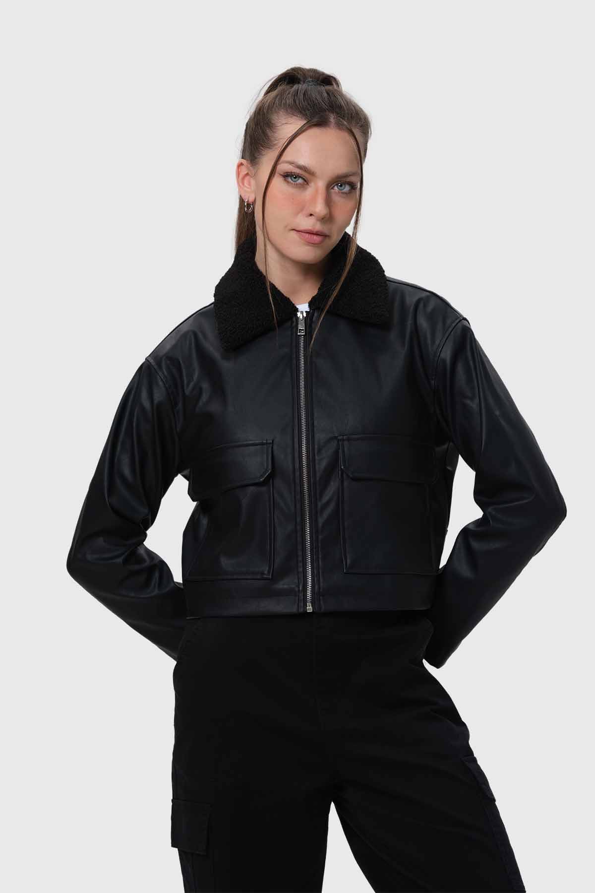 Chaqueta Mujer Con Bolsillo Negro