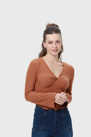 Polera Mujer Escote V Manga Flare Café