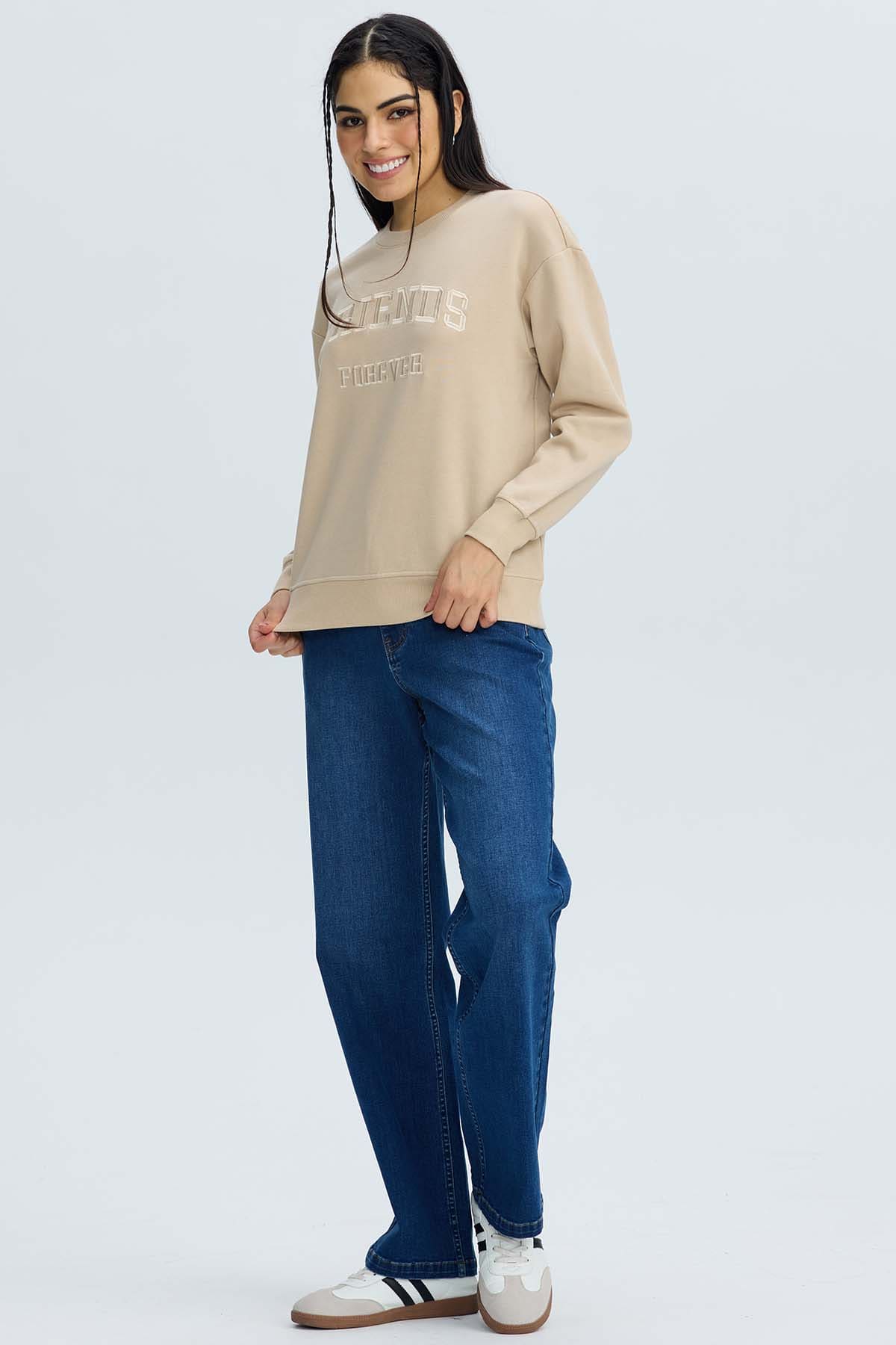Polerón Mujer Oversize Bordado Beige