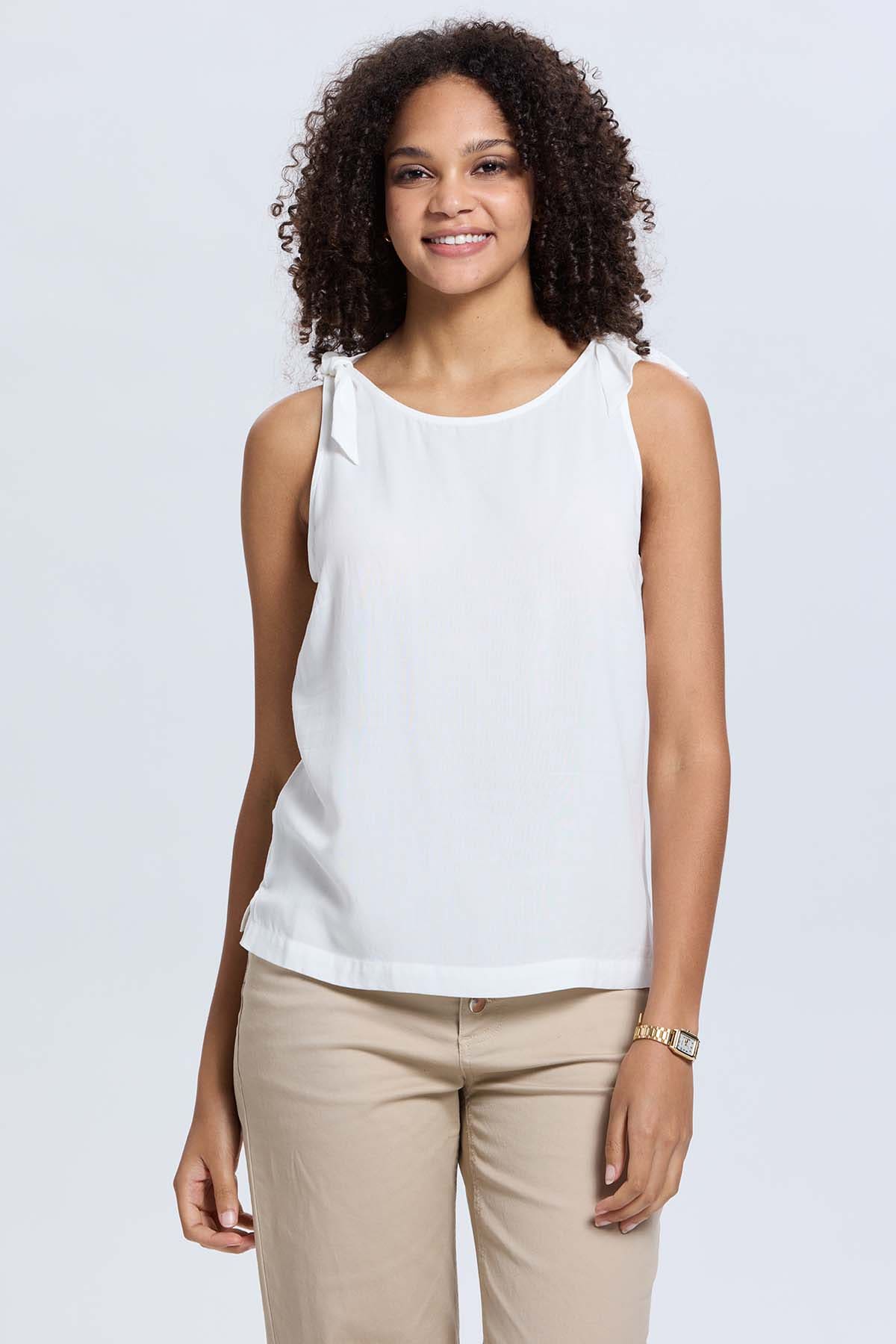 Blusa Mujer Aplicación Nudo Pabilo Crudo