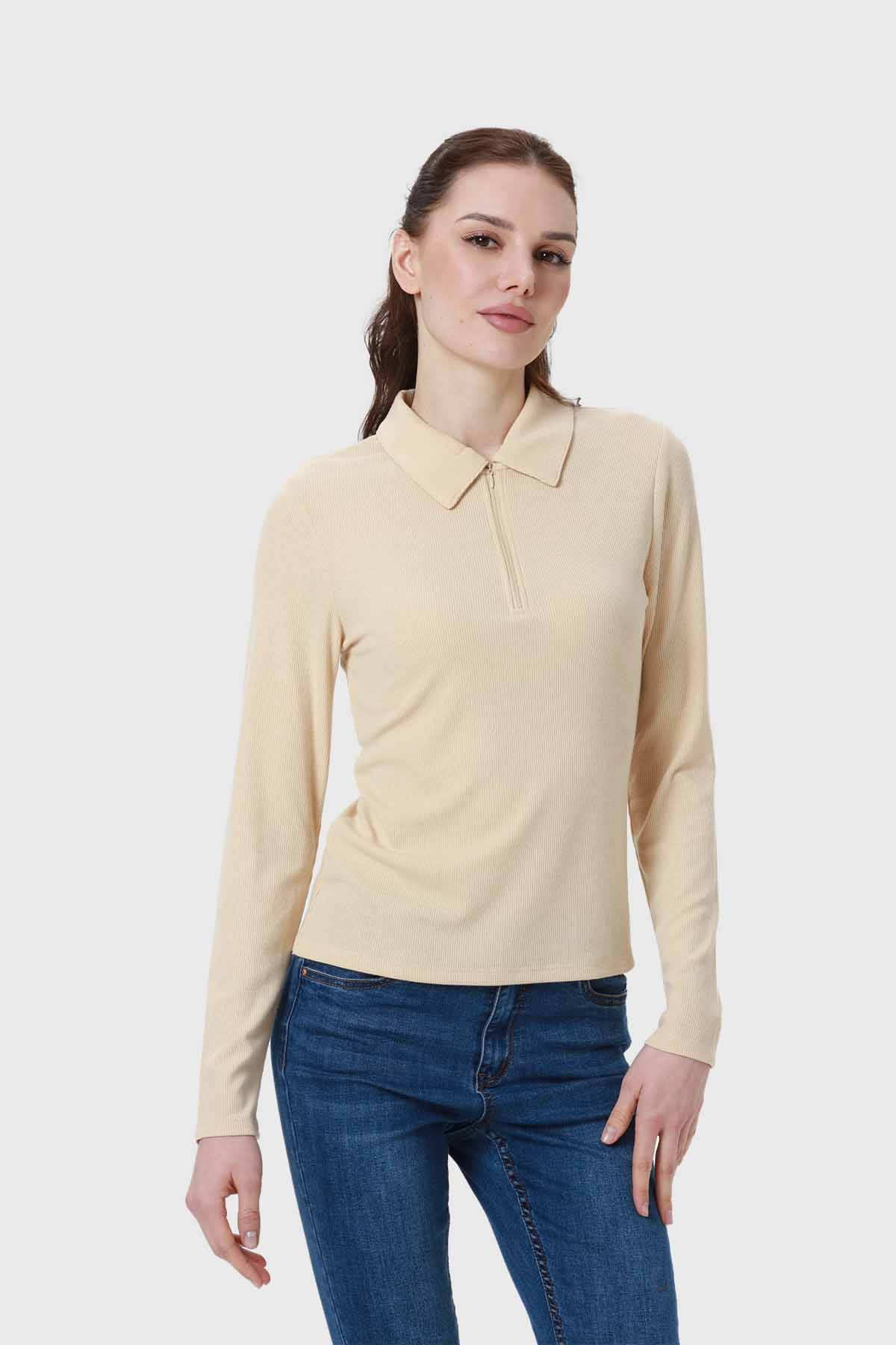 Polera Mujer Medio Cierre Estampado Beige