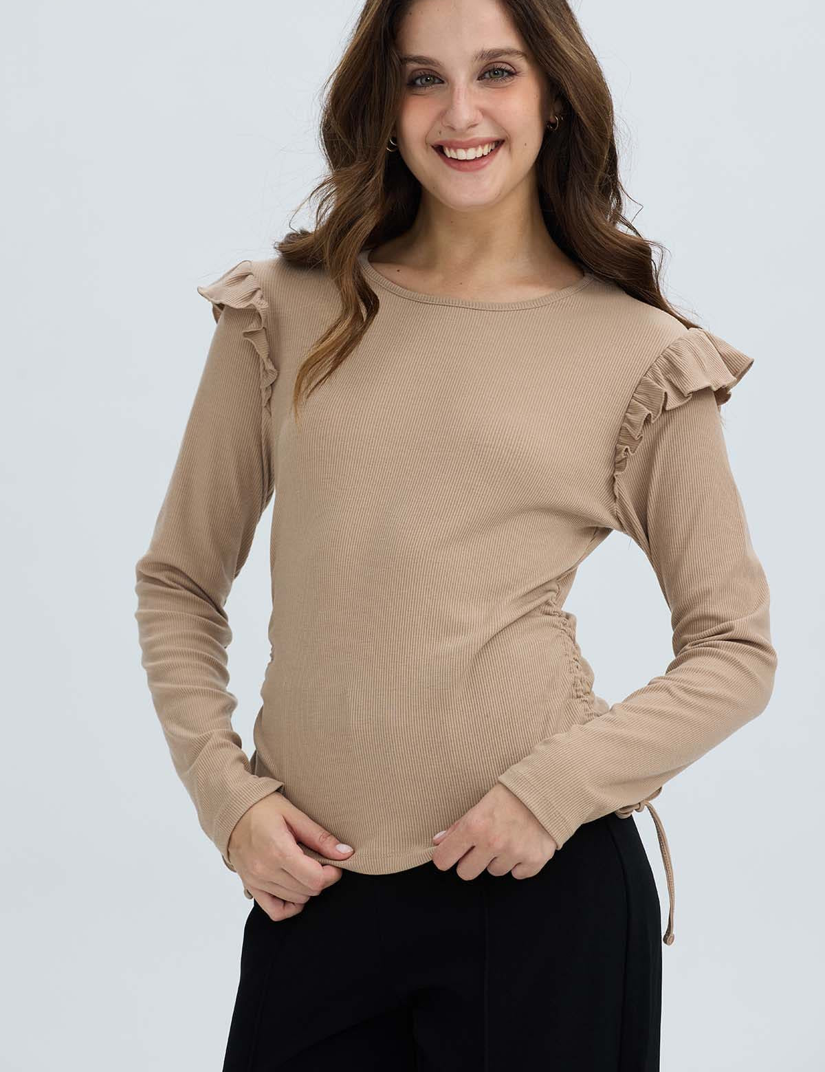 Polera Mujer Con Vuelo Rib Recogido Beige Oscuro