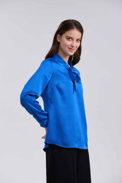 Blusa Mujer Con Lazo Azul