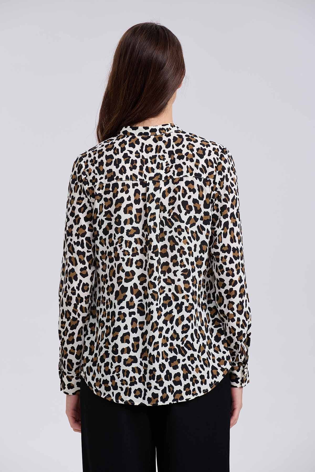 Blusa Mujer Crep Con Botón Beige