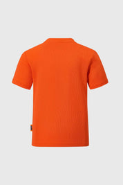 Polera niño Naruto naranjo con estampado de personajes del anime, diseño moderno y cómodo.