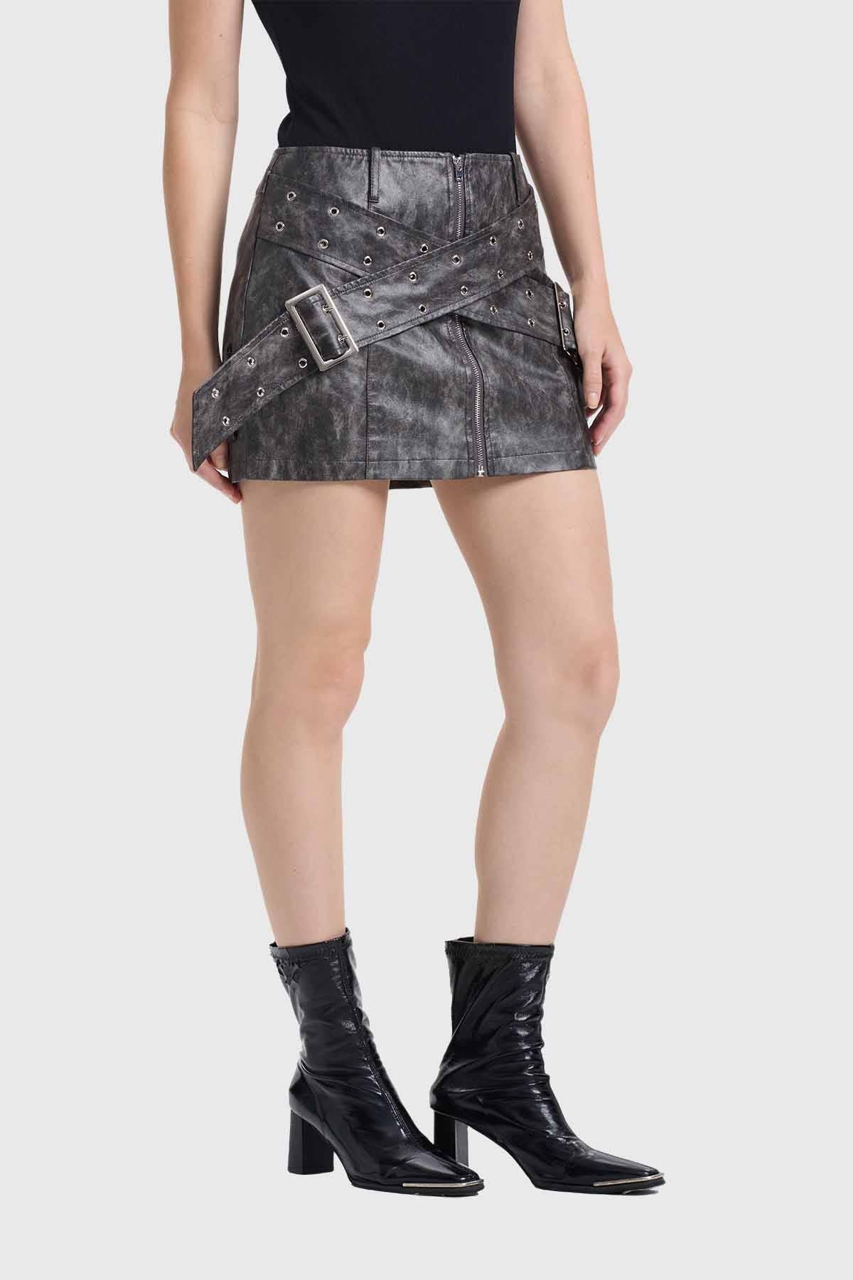 Falda Mujer Cinturónes Negro