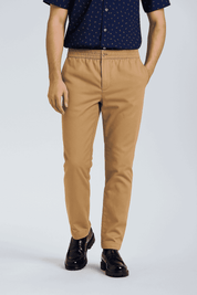 Pantalón Con Cordón Camel