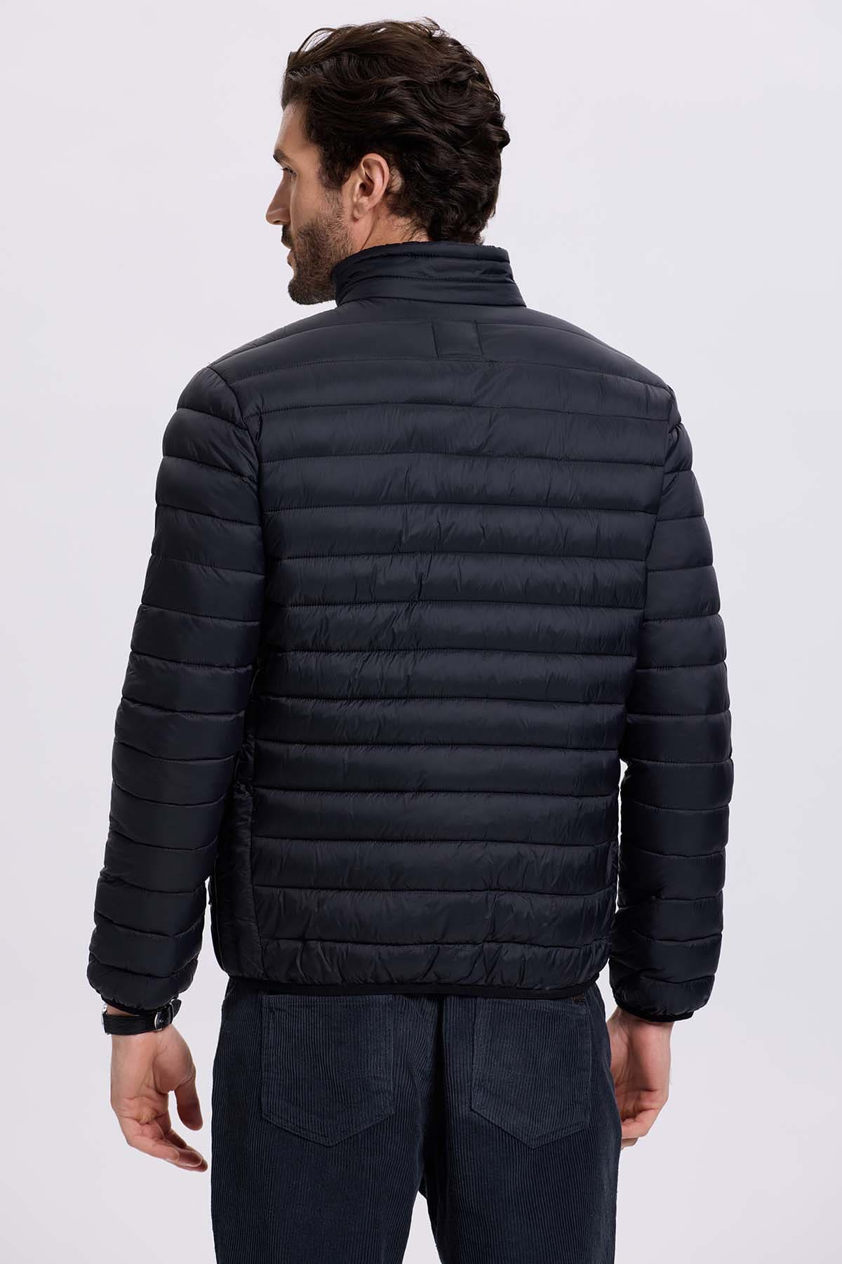 Parka Hombre Básica Negro