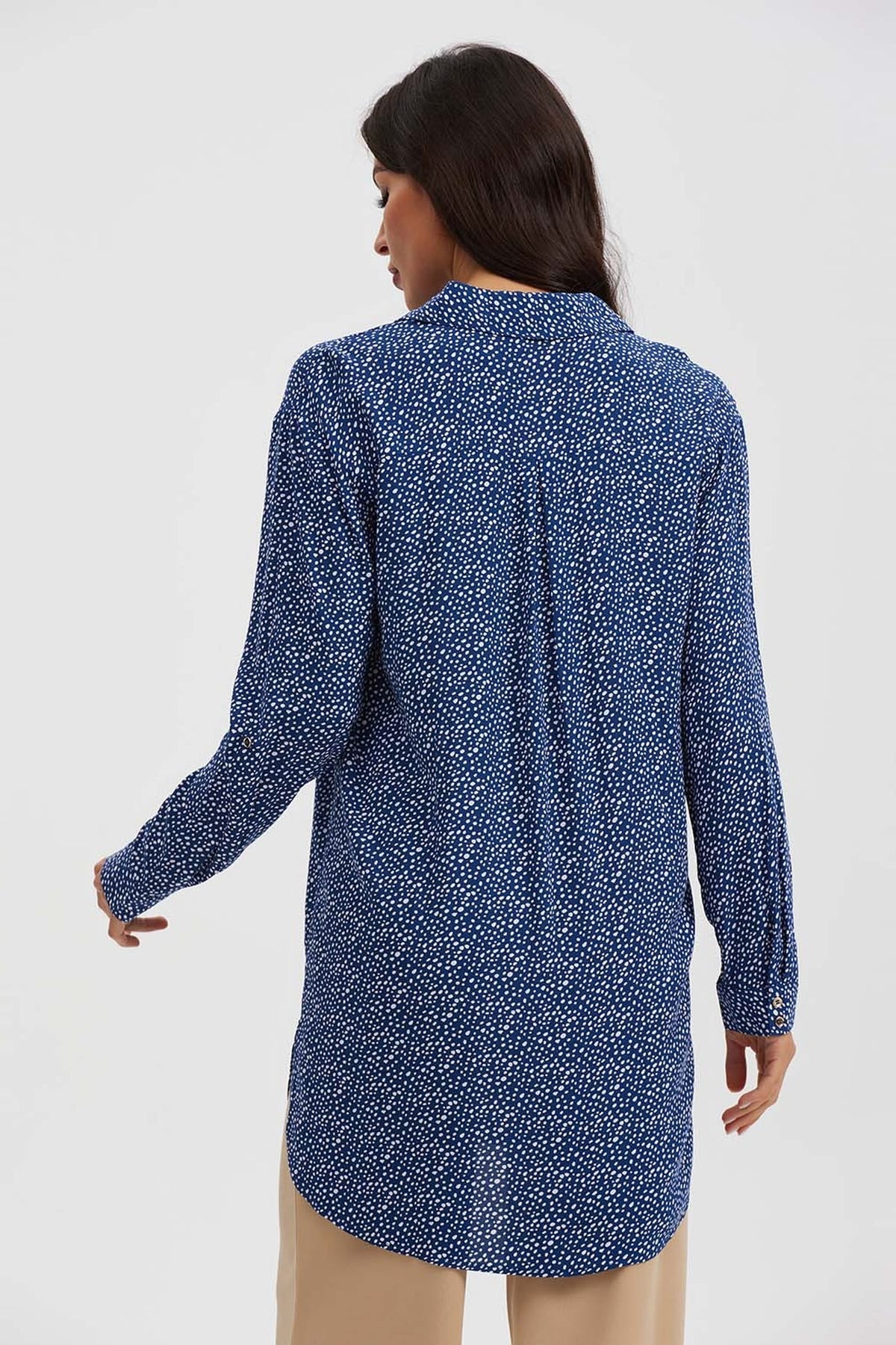 Blusa Mujer Larga Con Botón Parche Azul