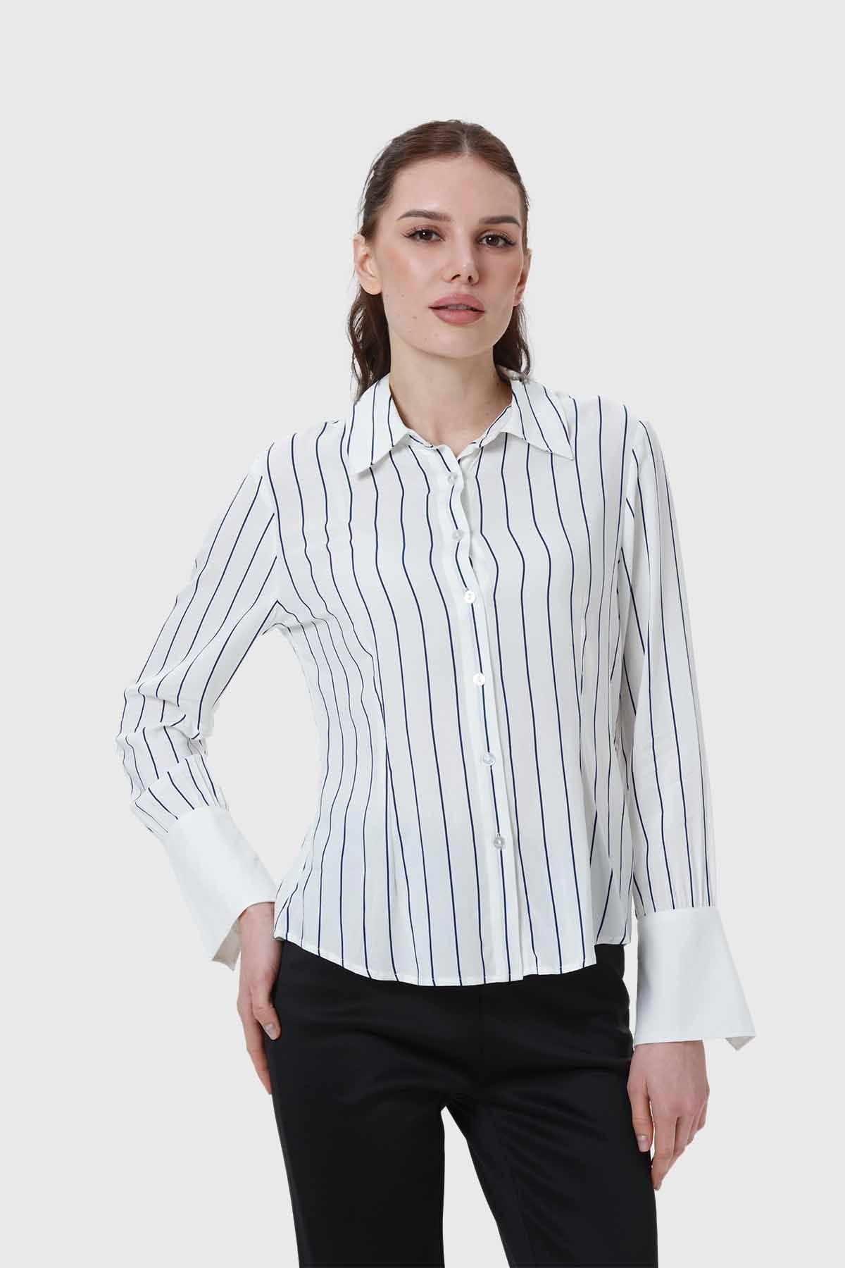 Blusa Mujer Abotonada Con Pinzas Blanco