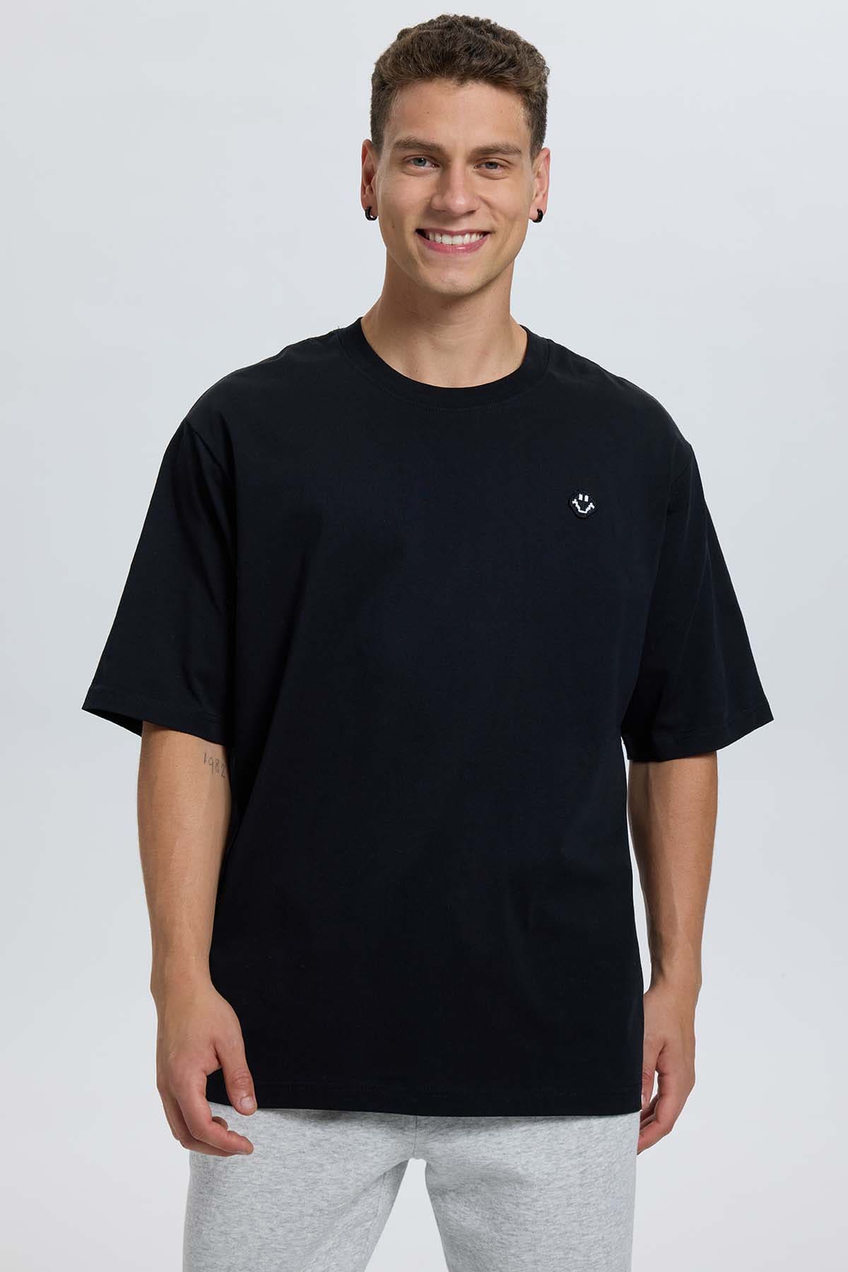Polera Hombre Bordado Negro Negro / XL