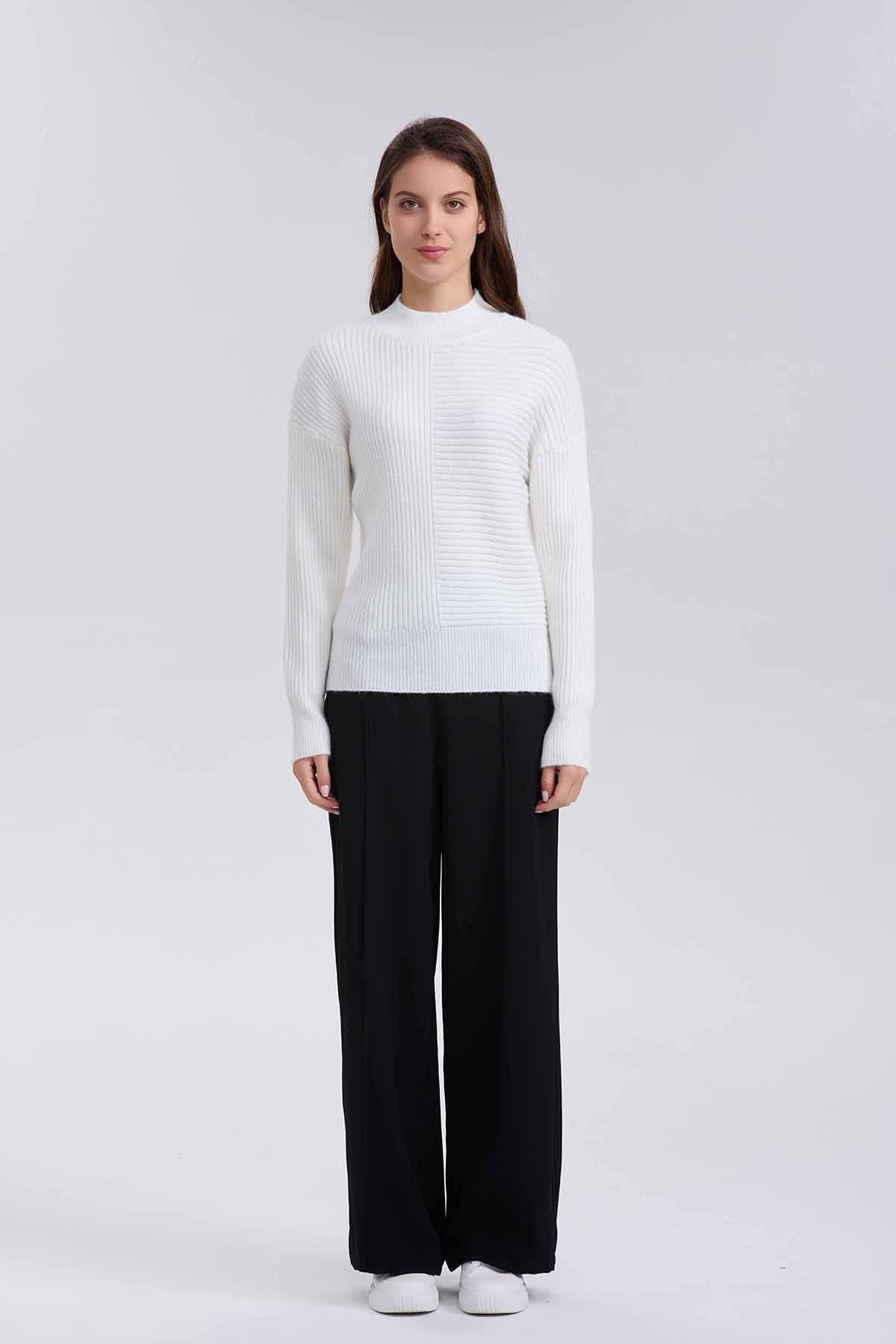 Sweater Mujer Chenille Crudo