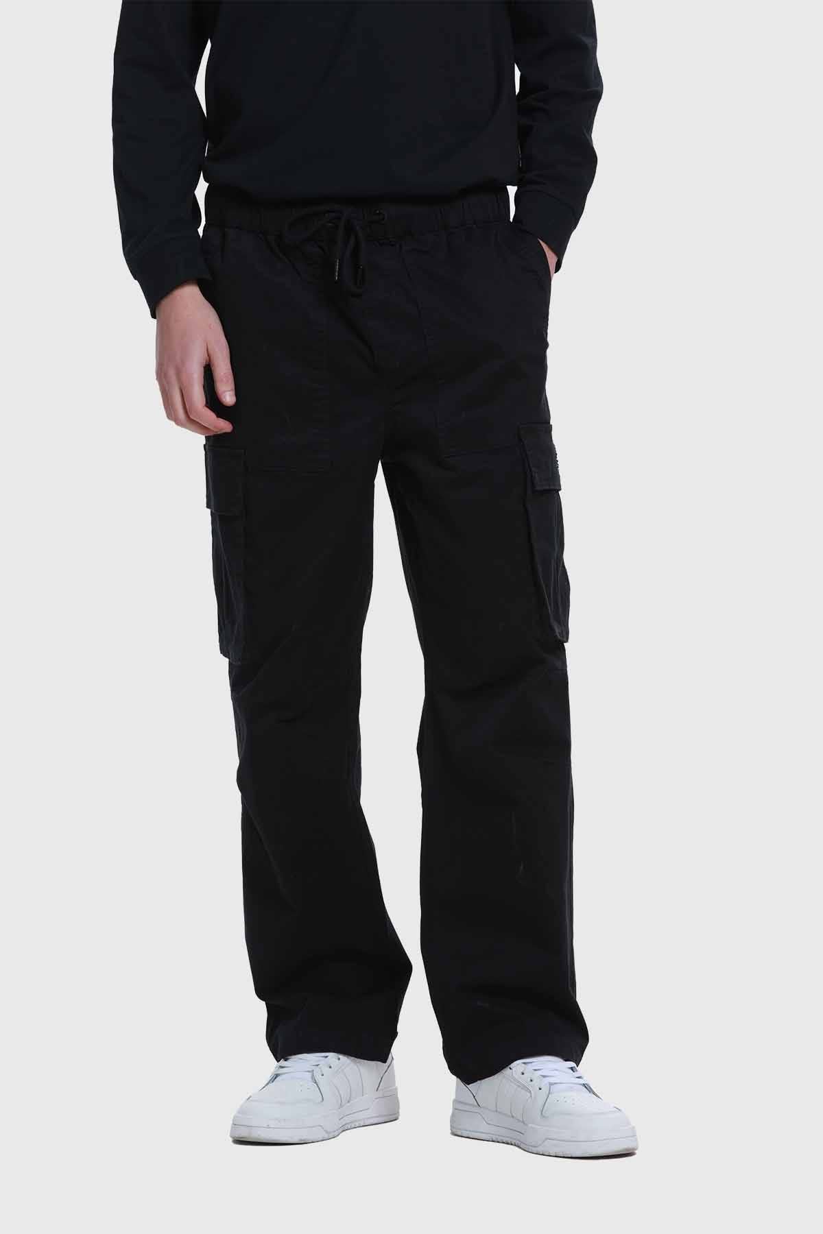 Pantalón Hombre Cargo Recto Negro