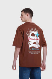 Polera Hombre Doble Print Texto Chocolate