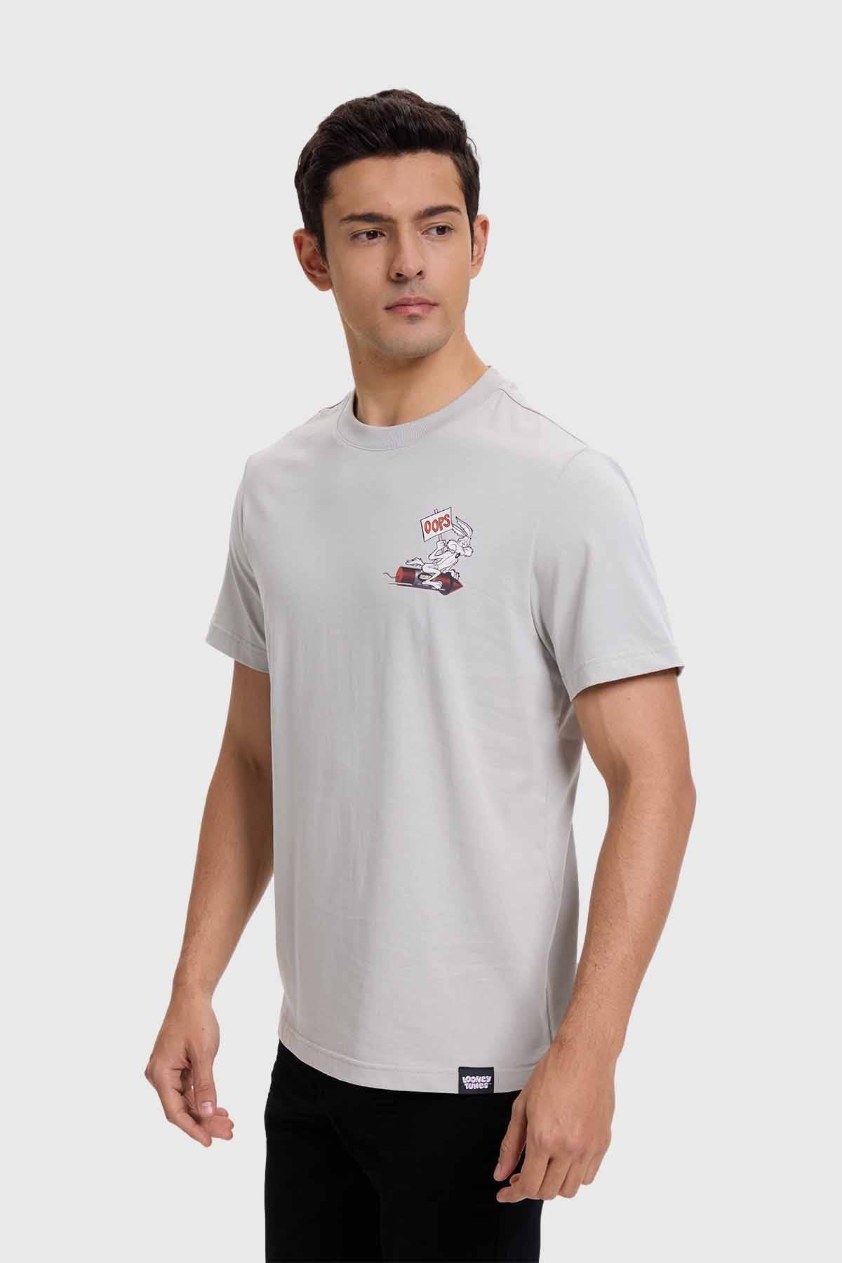 Polera gris para hombre con estampado de Looney Tunes, diseño casual y cómodo.