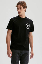 Polera Hombre Logo One Piece Negro