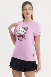 Polera rosa de mujer con Hello Kitty en kimono al frente centrado estilo caricatura