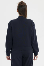 Chaqueta unisex azul marino con botones al frente y puños acanalados diseño liso estilo college casual