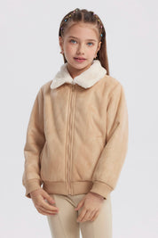 Chaqueta niña beige con cuello camisero y textura suave lisa ideal para días fríos