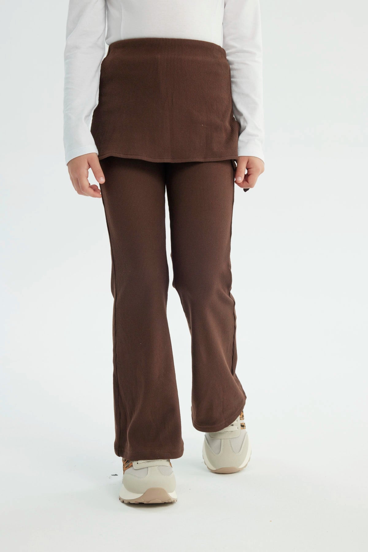 Calza Niña Leve Flare Café