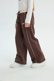 Pantalón Buzo Niña Wide Leg Café