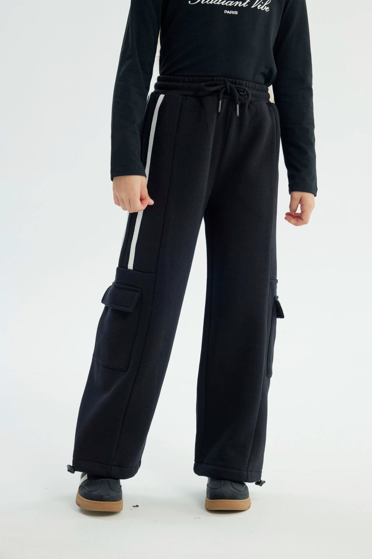 Pantalón Buzo Niña Wide Leg Negro