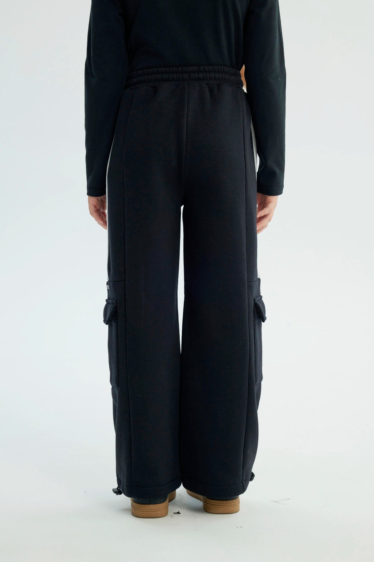 Pantalón Buzo Niña Wide Leg Negro