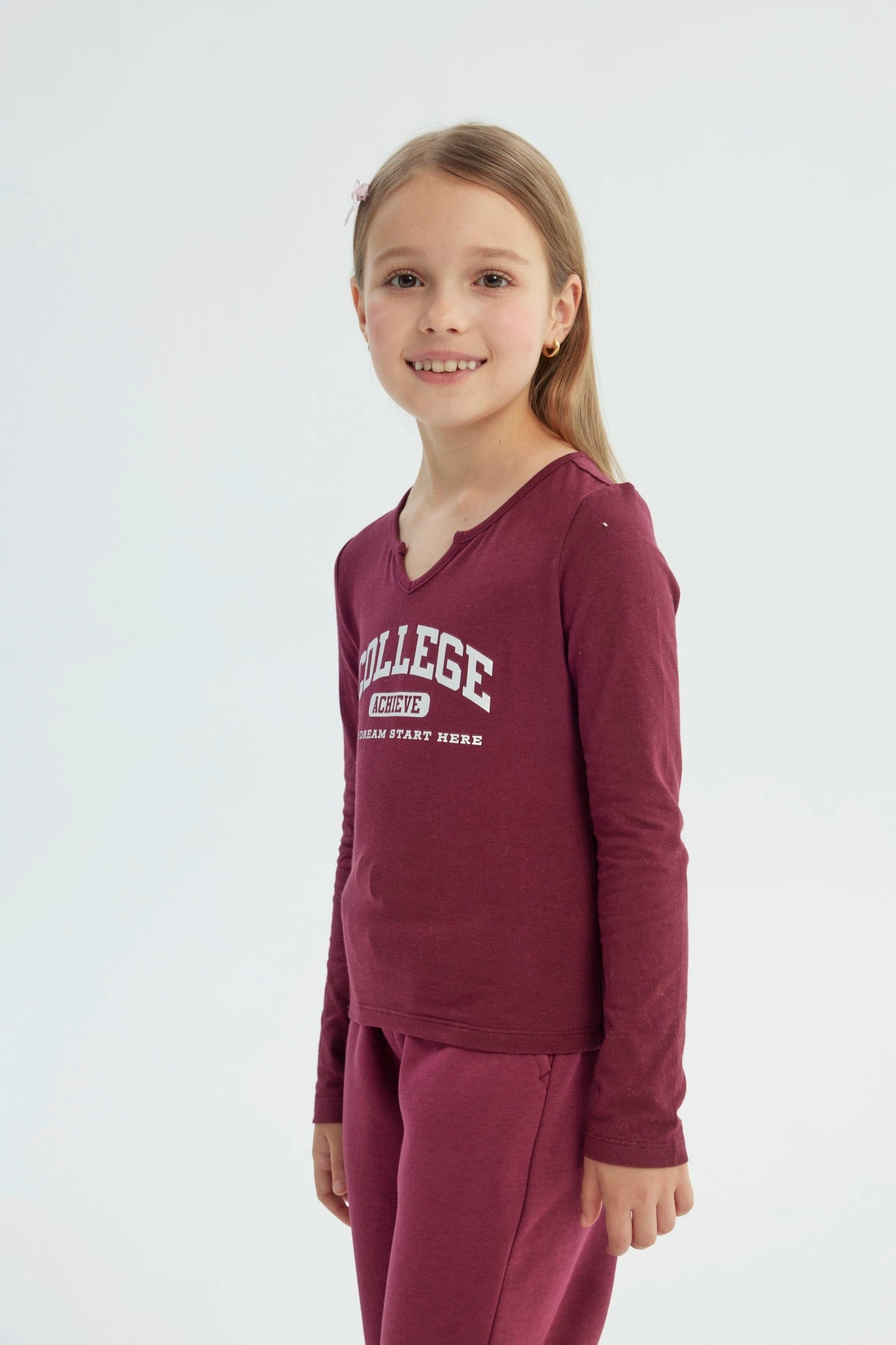 Polera Niña Slim Burdeo