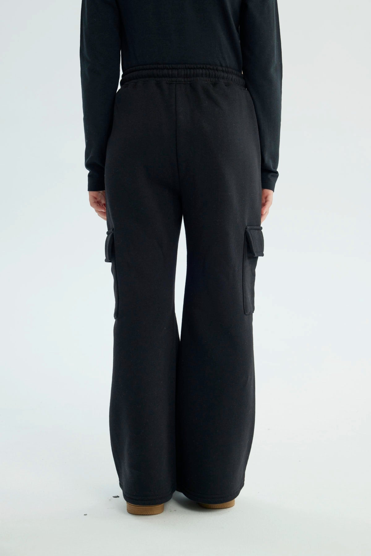 Pantalón Buzo Niña Flare Negro